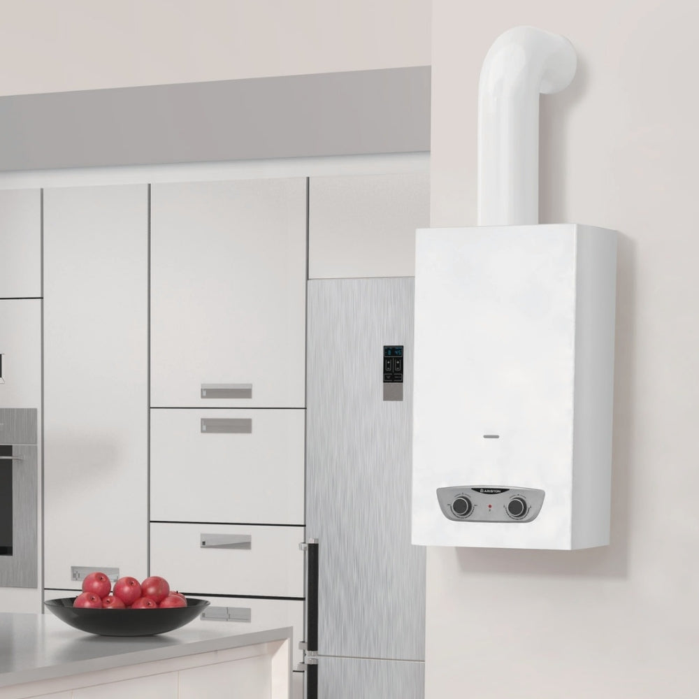 Ariston FAST RX – Scaldacqua a Gas Istantaneo a Camera Aperta 11 Litri | Accensione Elettronica