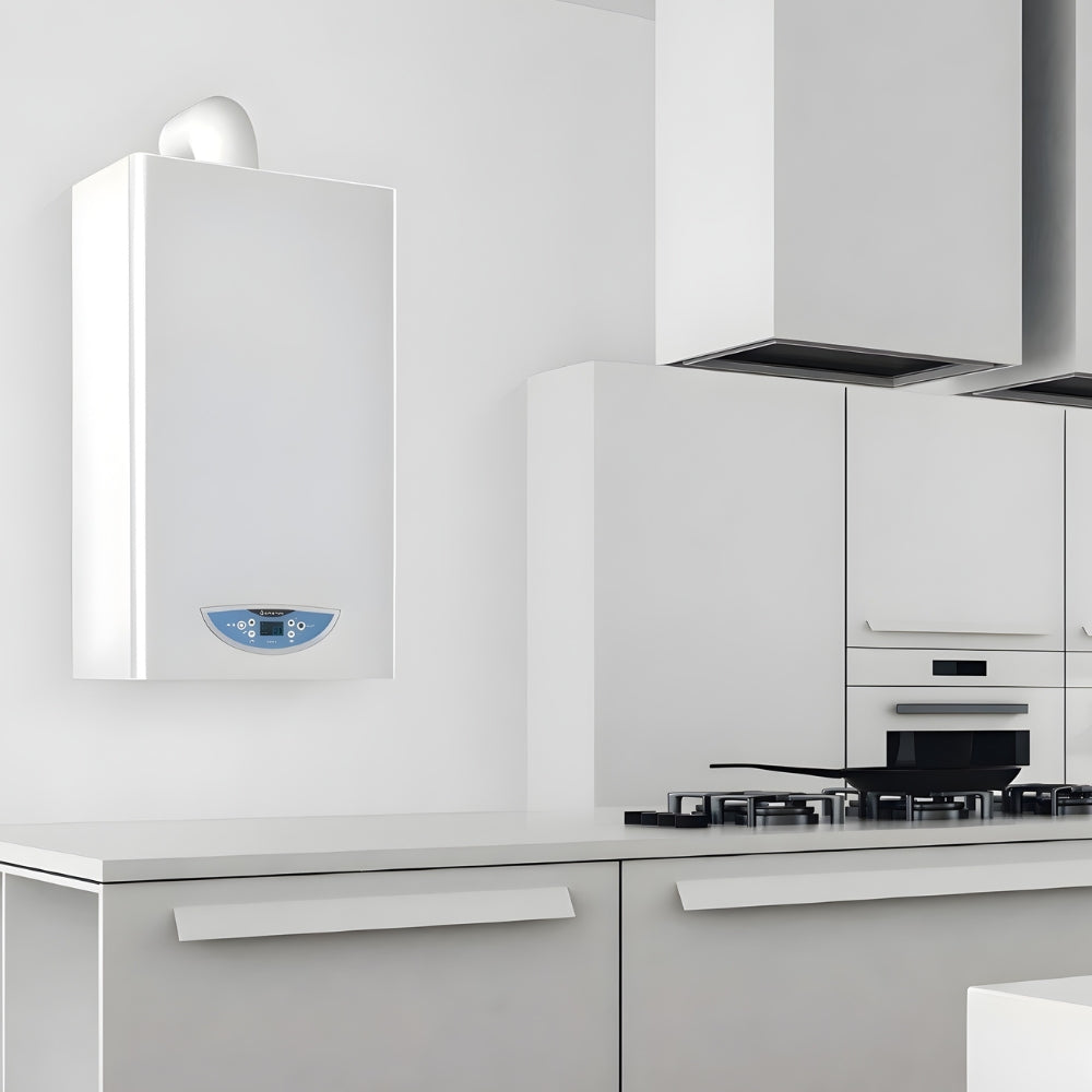 ARISTON - Caldaia Murale MATIS X 24 | 24 kW | Metano/GPL | Classe A | Kit Fumi Omaggio