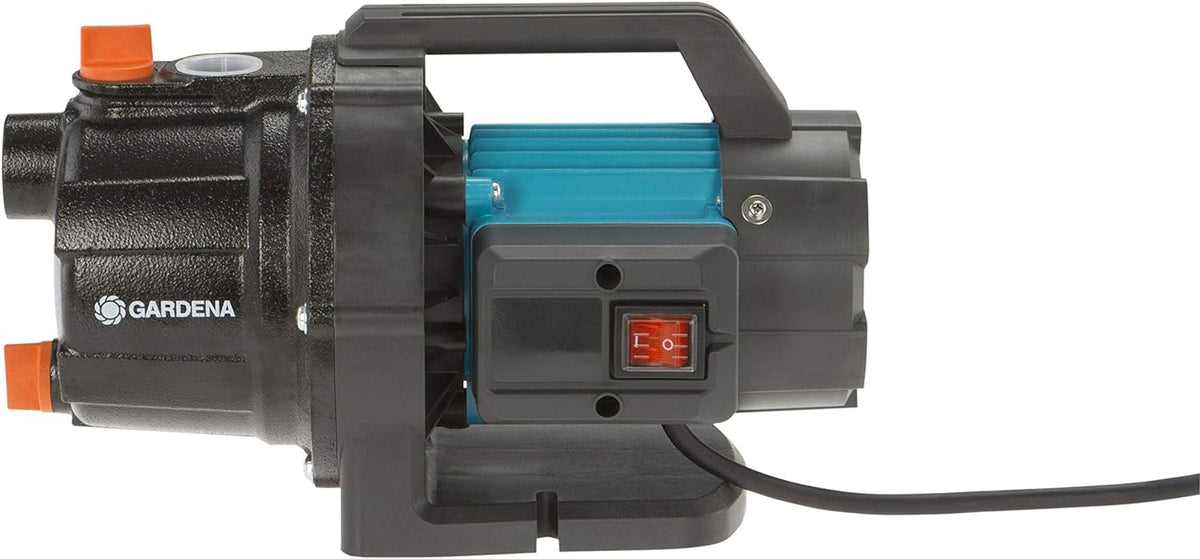 GARDENA - Pompa da Giardino 3700/4 Basic 09014-47 | 3700 l/h | 4,1 bar | Ghisa | Aspirazione 7m | Sistema GARDENA