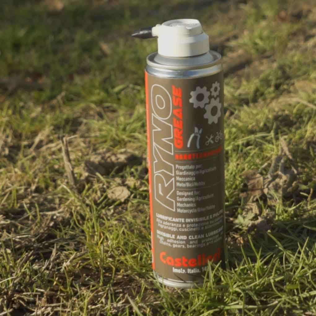 Castellari - Grasso Spray Nanotecnologico RY02A | 250ml | Lubrificante Invisibile | Catene Ingranaggi Cuscinetti | Giardinaggio Agricoltura