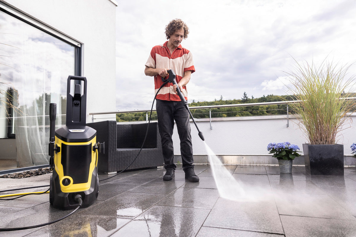 KÄRCHER - Idropulitrice K7 WCM 1.317-400.0 | Motore Raffreddato ad Acqua | 180 bar | 600 l/h | 3 kW