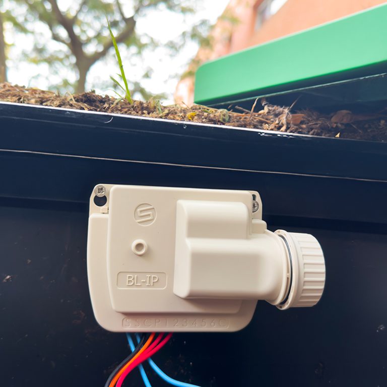 Kit Programmateur d'Irrigation SOLEM 4 Stations + 4 Électrovannes Bistables RPE [BUNDLE]