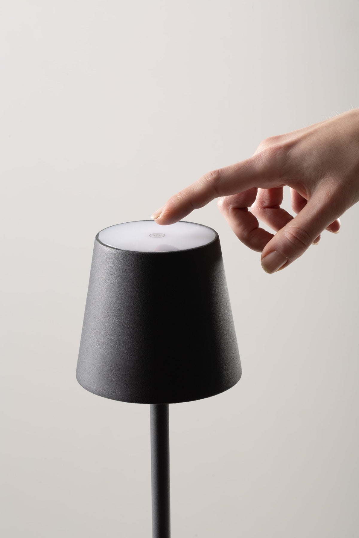 GeaLuce Brillia Up&Down Rechargeable Table Lamp 