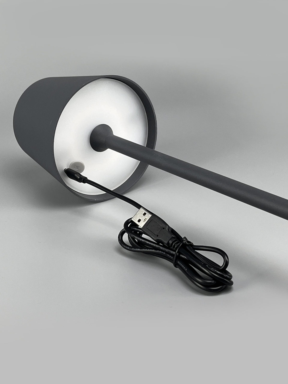 GeaLuce Brillia Up&Down Rechargeable Table Lamp 