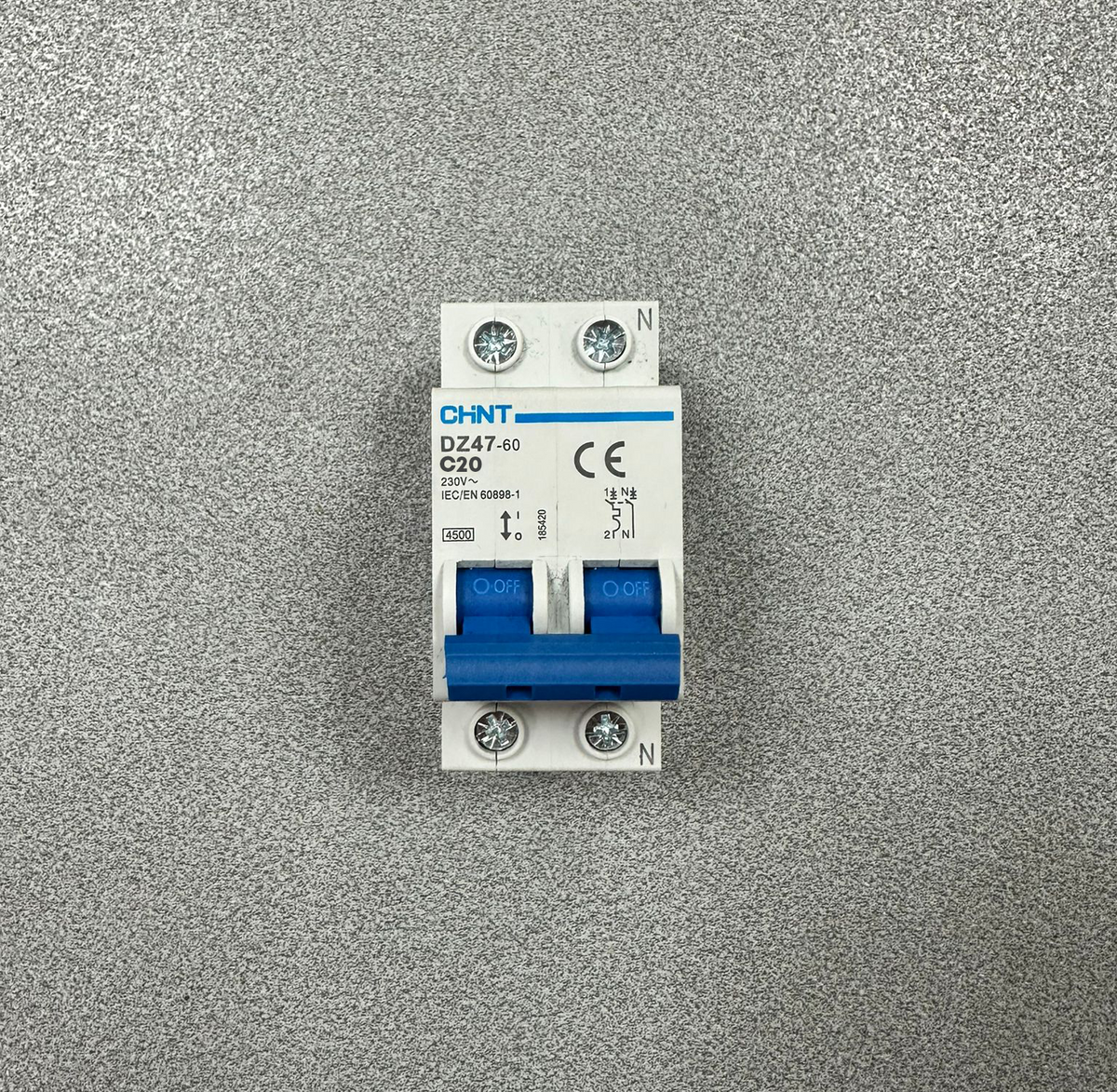 Leistungsschalter 2 Module - 1P+N 4,5kA Kurve C - CHINT
