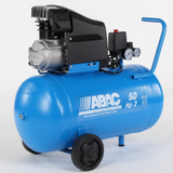 Compressore ABAC 50L HP2 vista frontale sfondo bianco