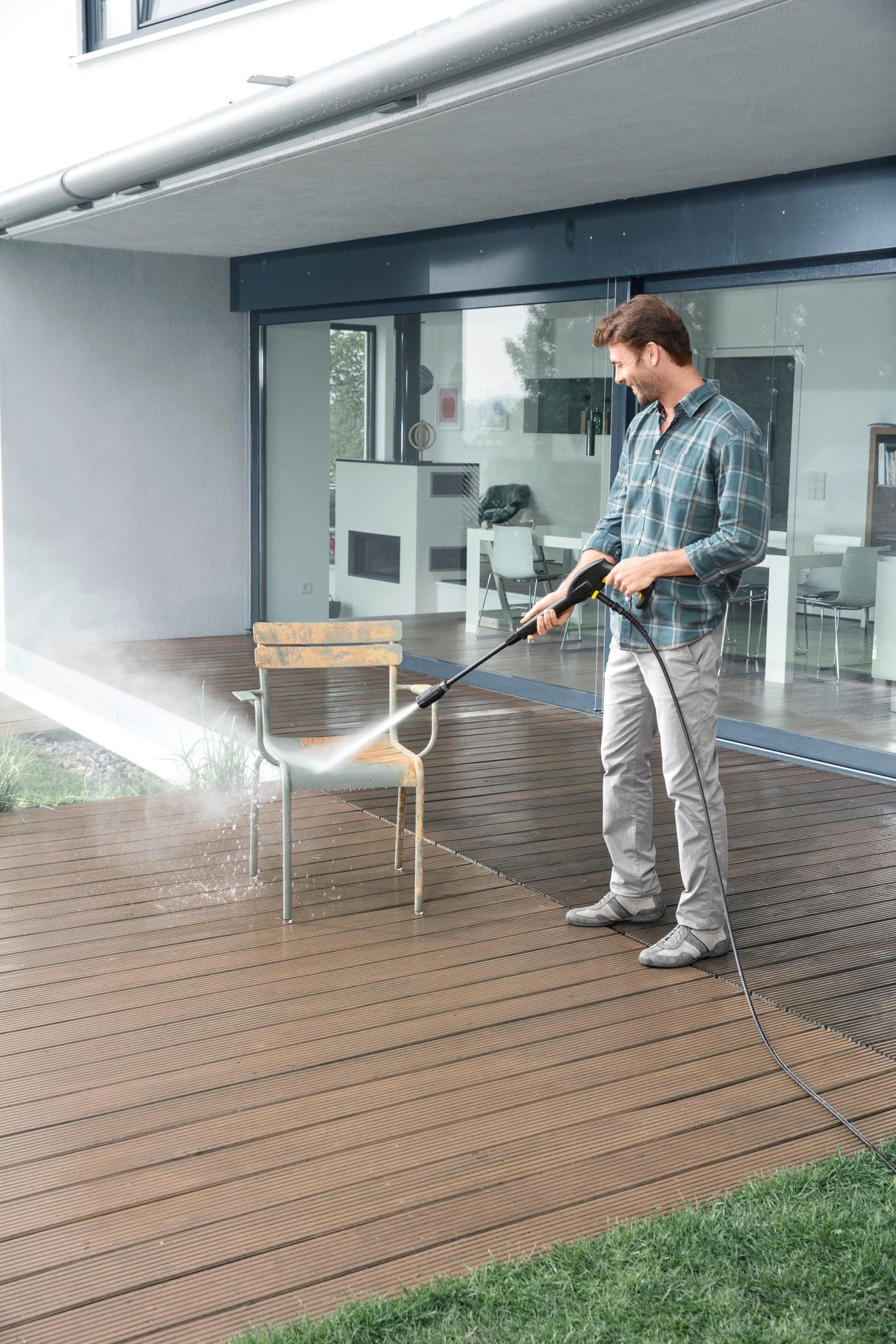 KARCHER - Detergente Universale RM 555 5L 6.295-357.0 | Olio Grasso Depositi | Giardino Veicoli Facciate