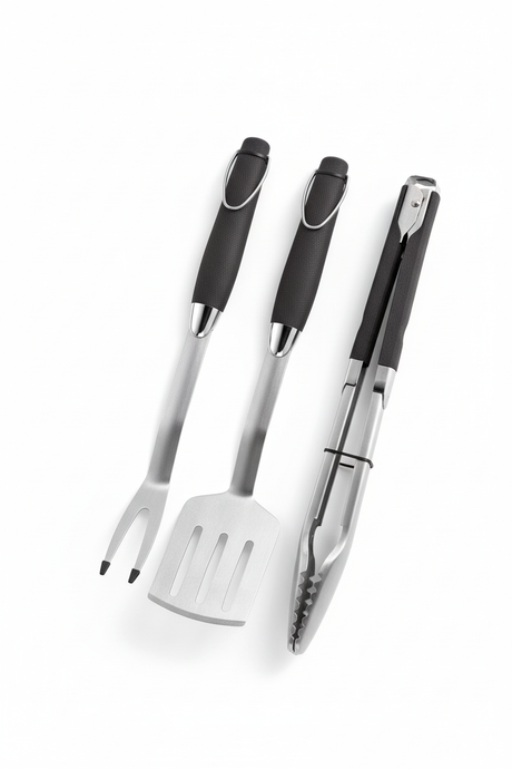 OMPAGRILL set 3 utensili BBQ forchetta spatola pinze sfondo bianco senza packaging